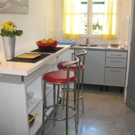 Studio Du Lac Apartment